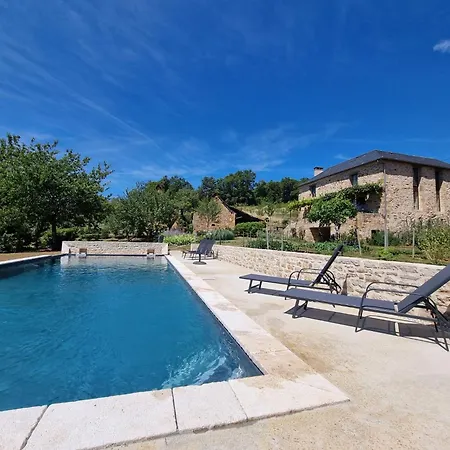 度假居 Les Peyronnies 菲雅克