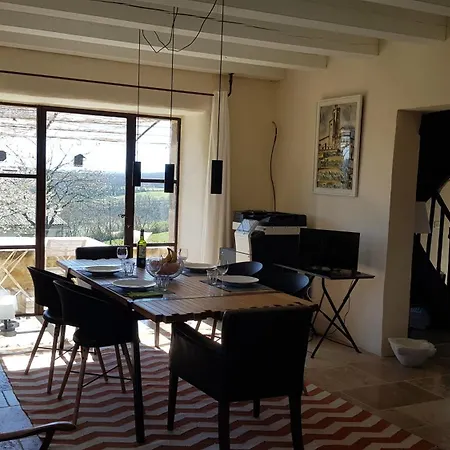 Les Peyronnies Holiday home *